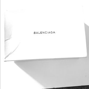 BALENCIAGA
Men's Race Runner Sneakers